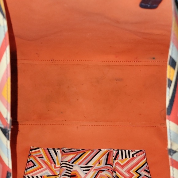 Tory Burch Tote - Picture 6 of 7